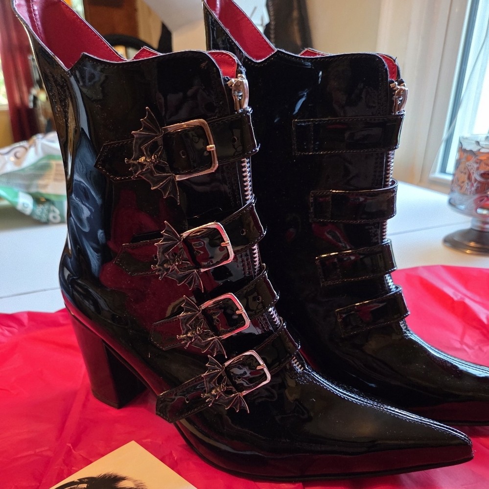 Poisonmx Goth Pikes - Pvc Patent Winklepickers
